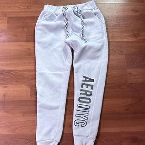 White Aéropostale Sweatpants